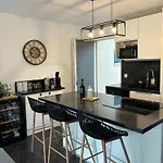 Havre De Paix Avec Jardin Et Terrasse דירה לאט