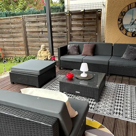 Havre De Paix Avec Jardin Et Terrasse *